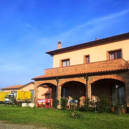 La Nocciolina Farm stay
